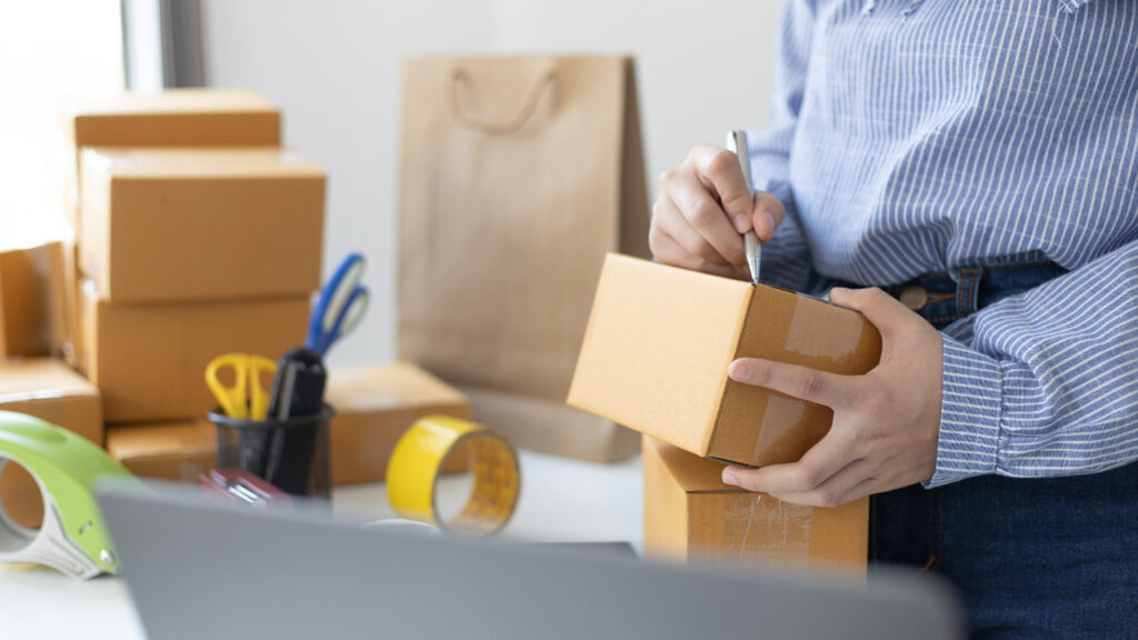 自社商品を販売する　転売ヤー