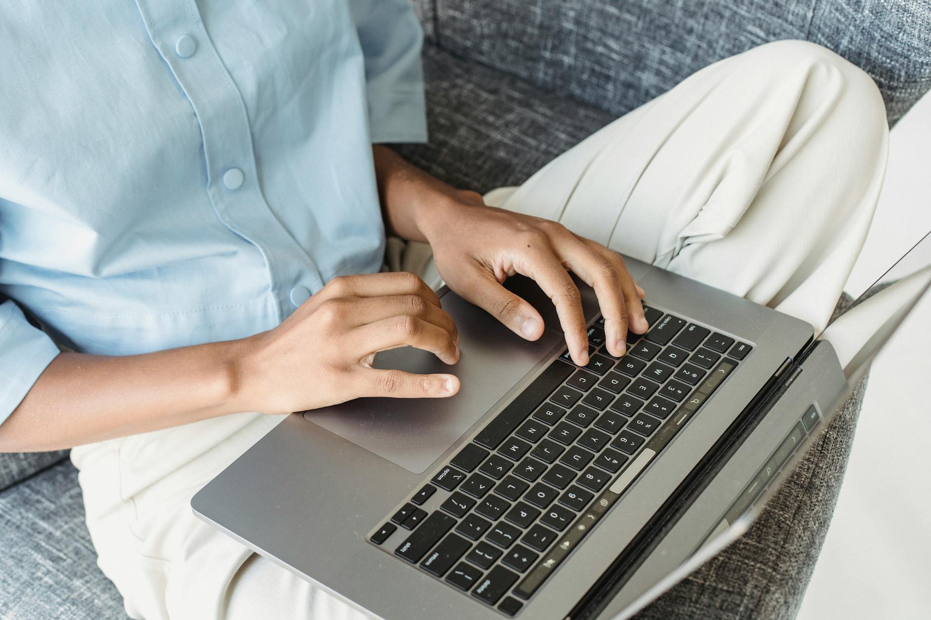 経営者になるには？普通の会社員から独立する5ステップを解説